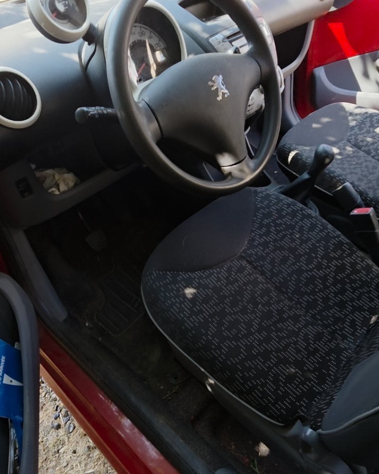 Peugeot 107, avant nettoyage